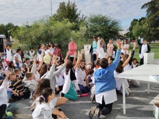 El compromiso desde la infancia: participación y diversión en las actividades educativas por el “Día Mundial del Agua”