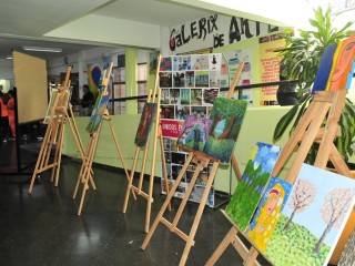 Concurrida Muestra de Arte en el Colegio Ciudad de General Pico 