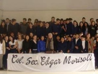 El escritor Edgar Morisoli visitó el colegio que lleva su nombre